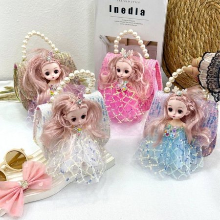 شنطة بنات مع عروسة ( لميع )