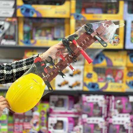 معدات البناء للأطفال