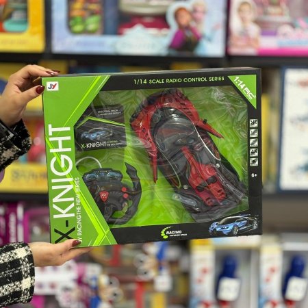 سيارة بوغانتي مع ريموت