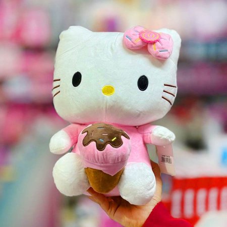 دمية هيلو كيتي مع بوظة