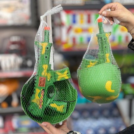 مسدس صوت مع خوذة