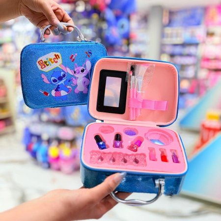 شنطة مكياج ستيتش