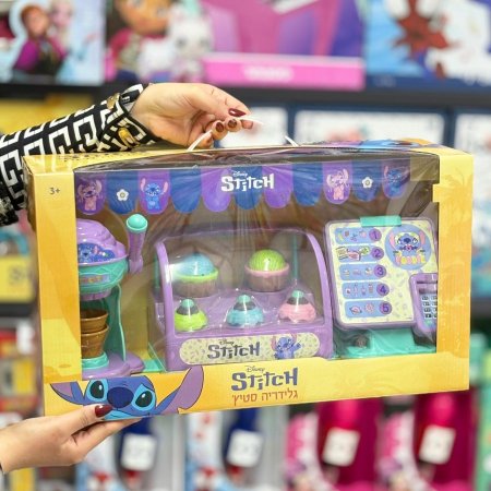 طاولة آيس كريم ستيتش