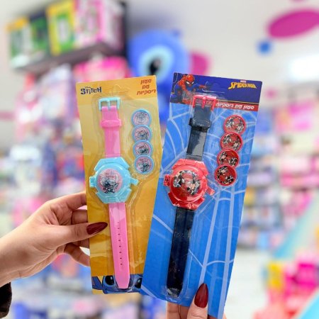 ساعة يد مع اقراص التصويب