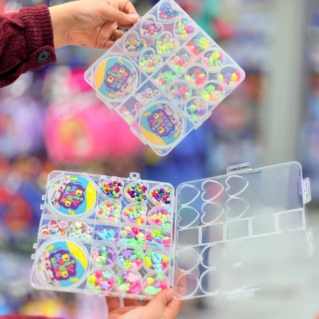 علب خرز مع خيط