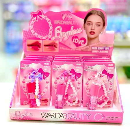 جلوس مع مدالية