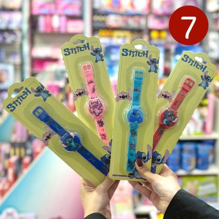 ساعات ديزني