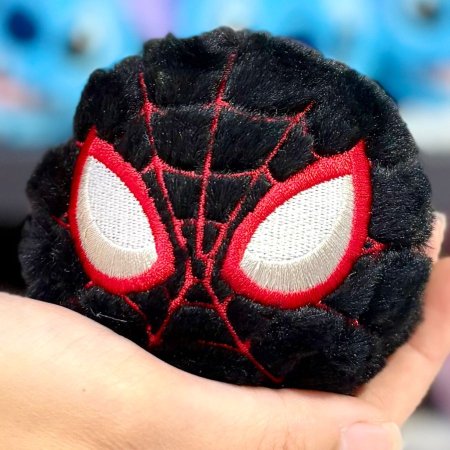 سبايدرمان اسود