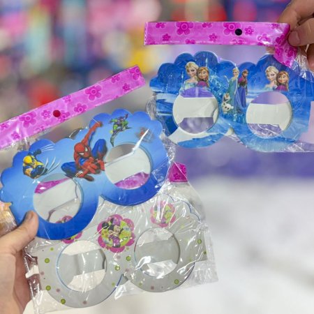 نظارات كرتون